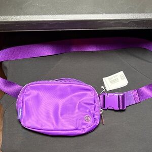 Lululemon Everywhere Belt Bag. Authentic NWT 1L Color College Purple SOLD OUT